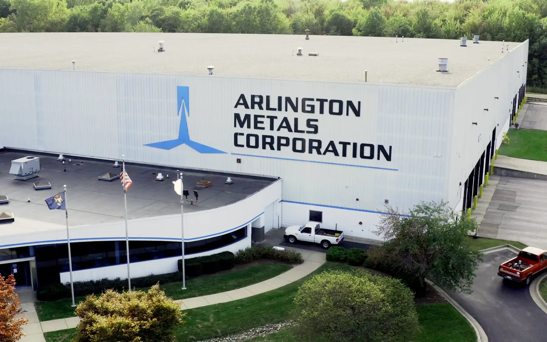 Aerial view of the Arlington Metals Corporation plant and offices in Franklin Park, Illinois