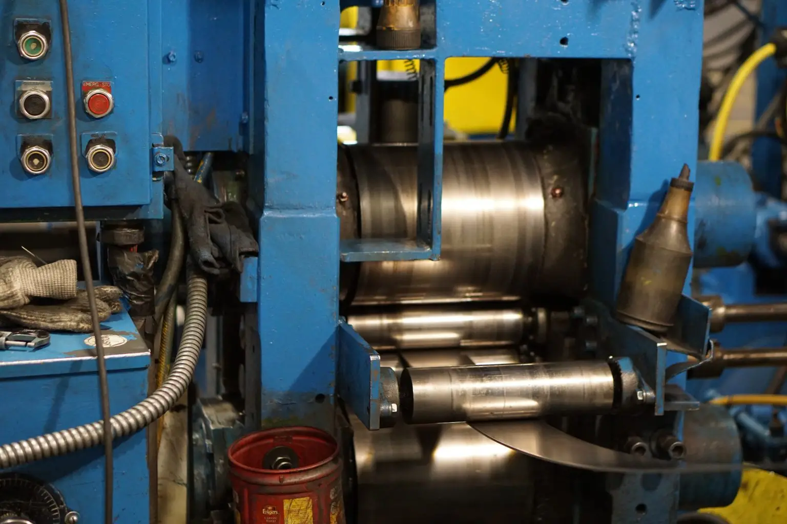 Slitter knives and arbor on a Hascall Steel slitting line